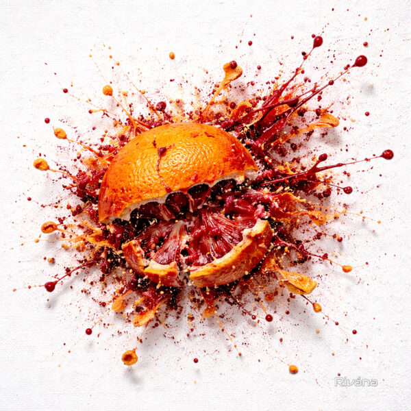 Explosión liberadora de la artista —“la naranja”